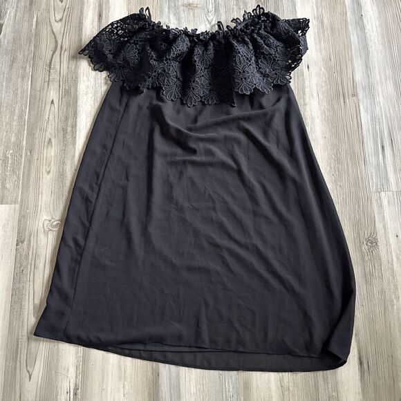 Eliza J Lace Off-The- Shoulder Black Short Dress Size 2 (runs big) - Picture 5 of 9